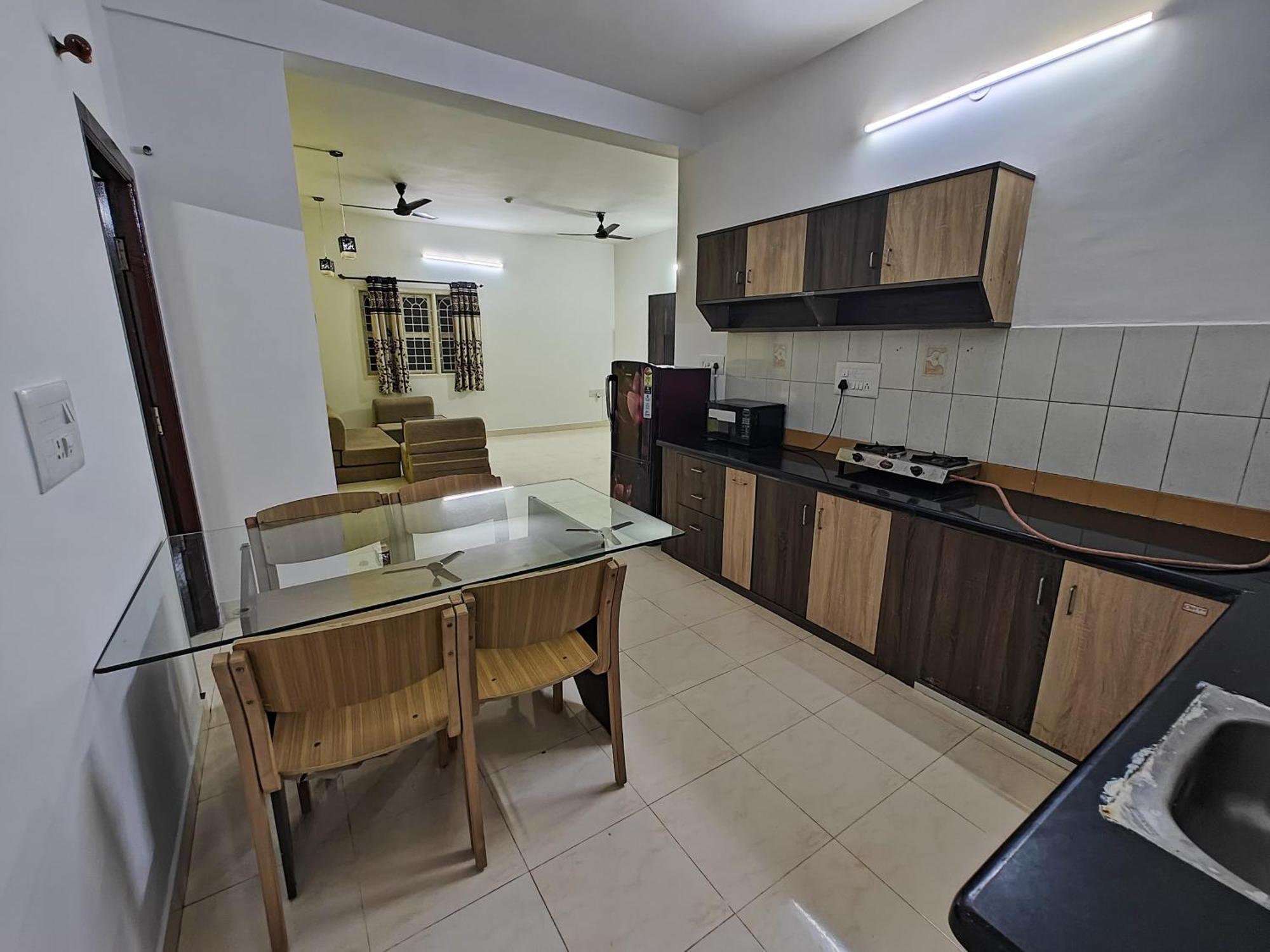 Sampada Homestay Bangalore Eksteriør billede