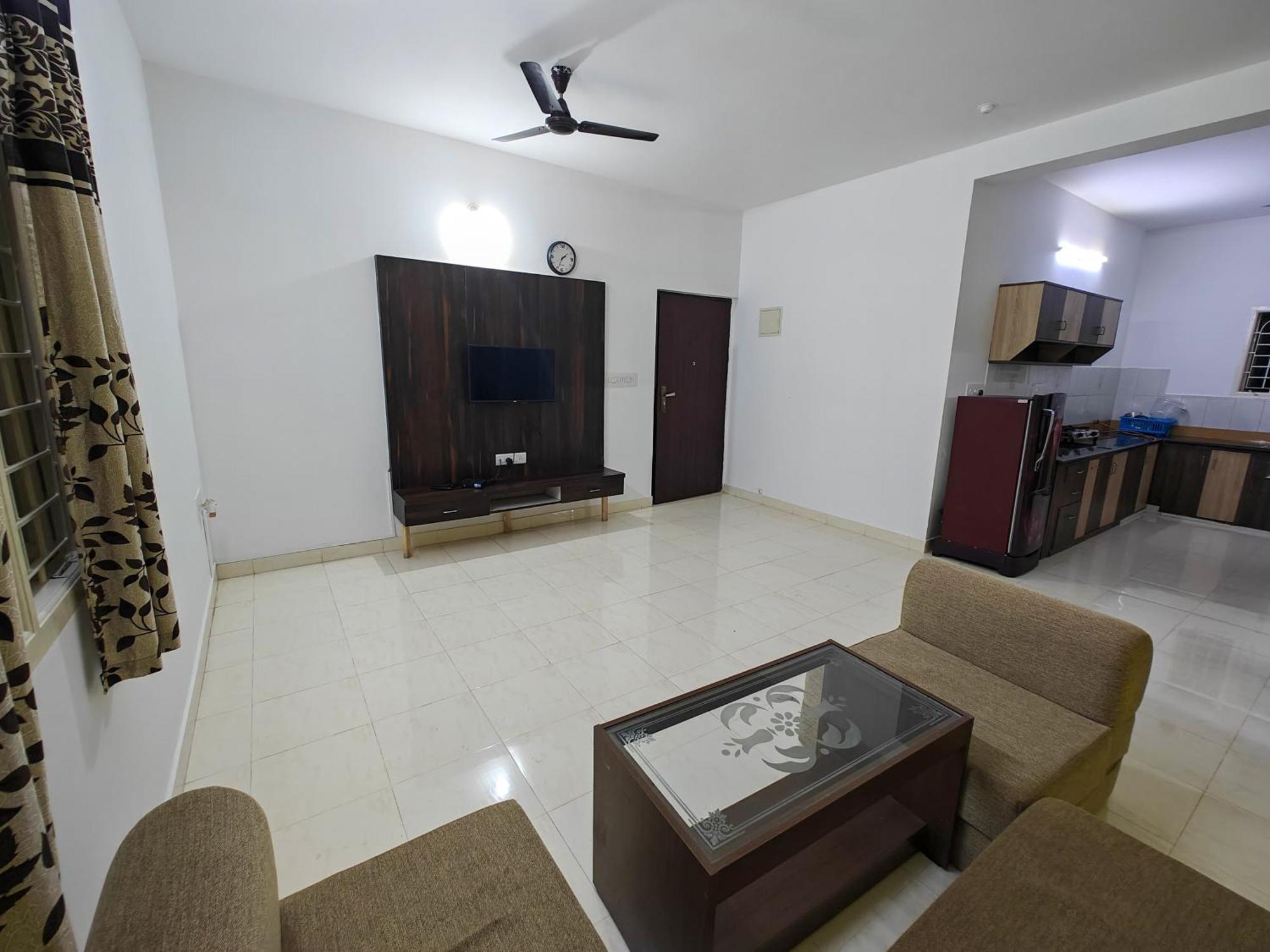 Sampada Homestay Bangalore Eksteriør billede