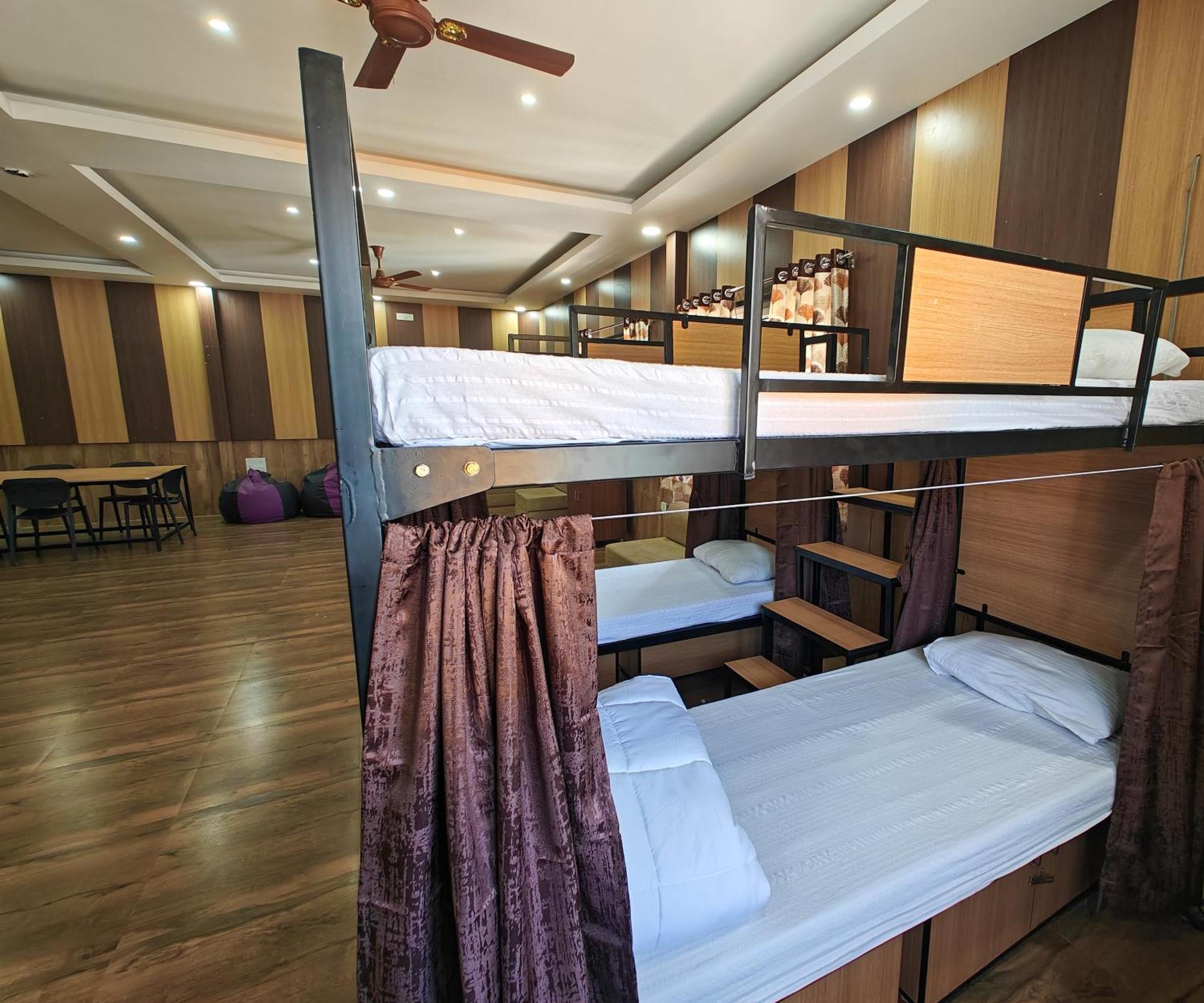 Sampada Homestay Bangalore Eksteriør billede