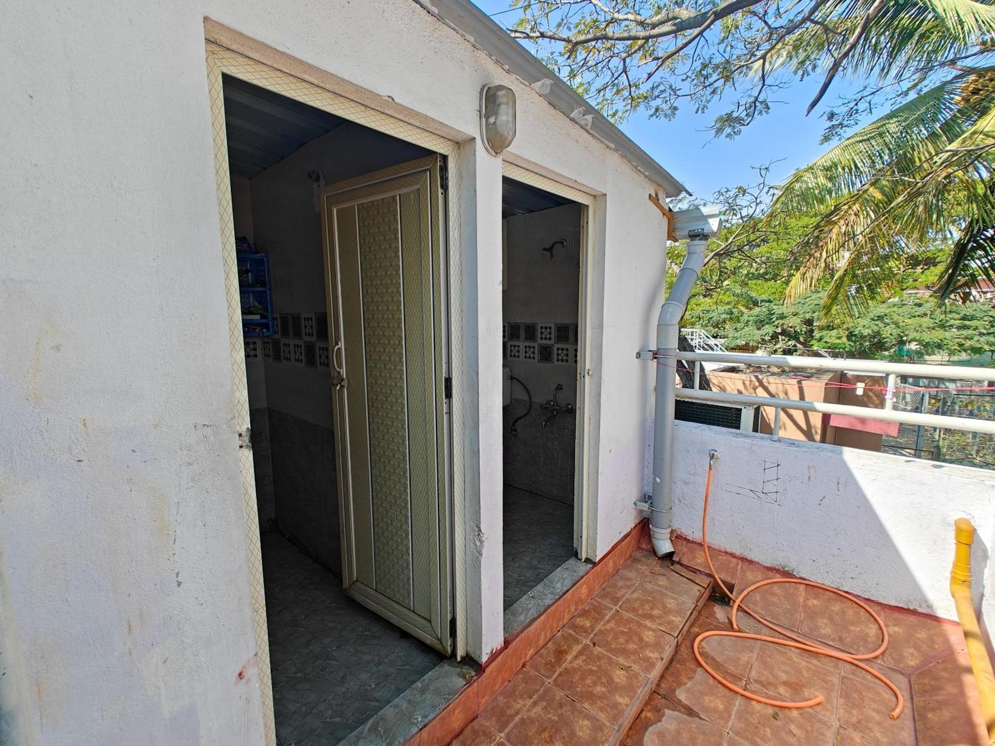 Sampada Homestay Bangalore Eksteriør billede